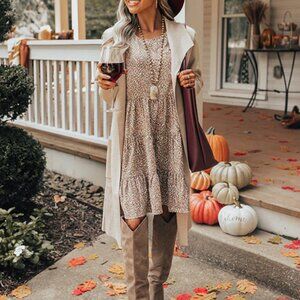 KIND CONVERSATION FLORAL TUNIC DRESS IN MOCHA